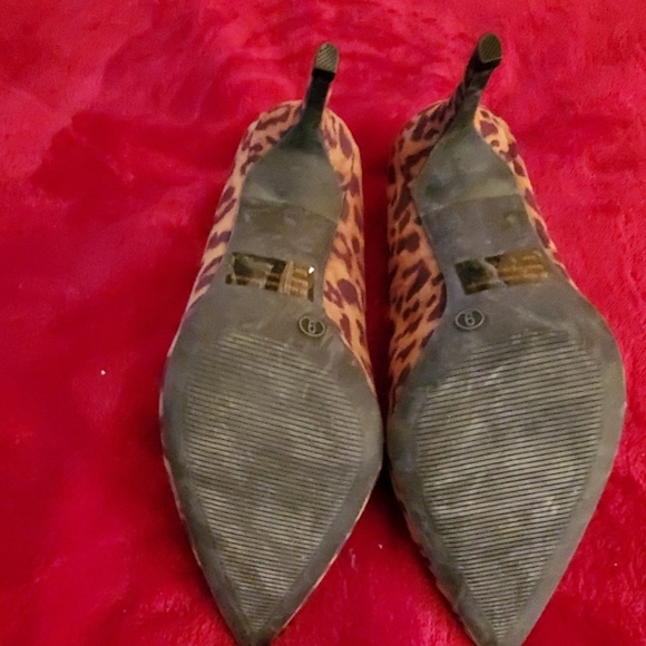 Heels - Picture 3 of 3